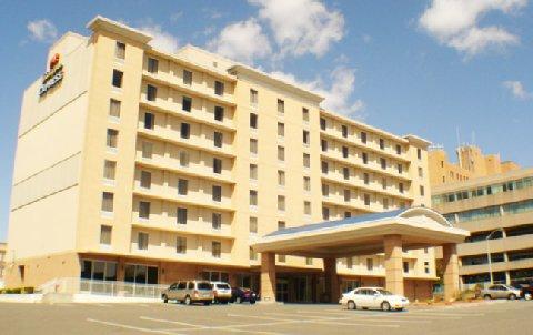 Holiday Inn Express Waterbury Exterior foto